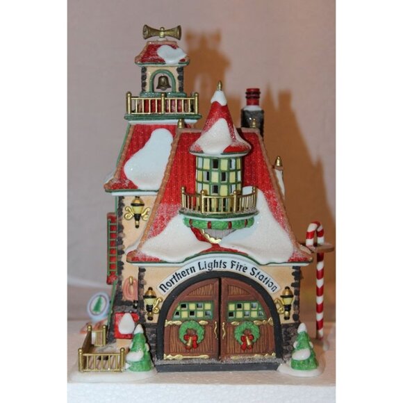 Dept 56 North Pole - Northern Lights Fire Station - Picture 1 of 9